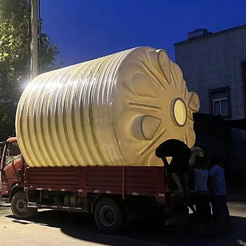 30吨氯化钠储罐pe材质一次成型 浙东化工储水罐可开孔 合成设备配套