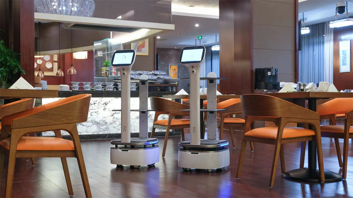 汉中医院带客传菜机器人使用视频新瀚生XHS-JQR