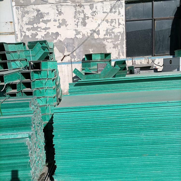 玻璃钢SMC线缆槽盒 泽润 化工用桥架厂