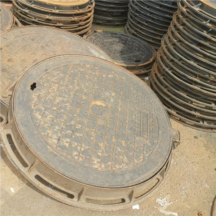 传统铸铁井盖 500*1000 过道通用 D400承重25吨 德阳铸铁圆形污水盖板