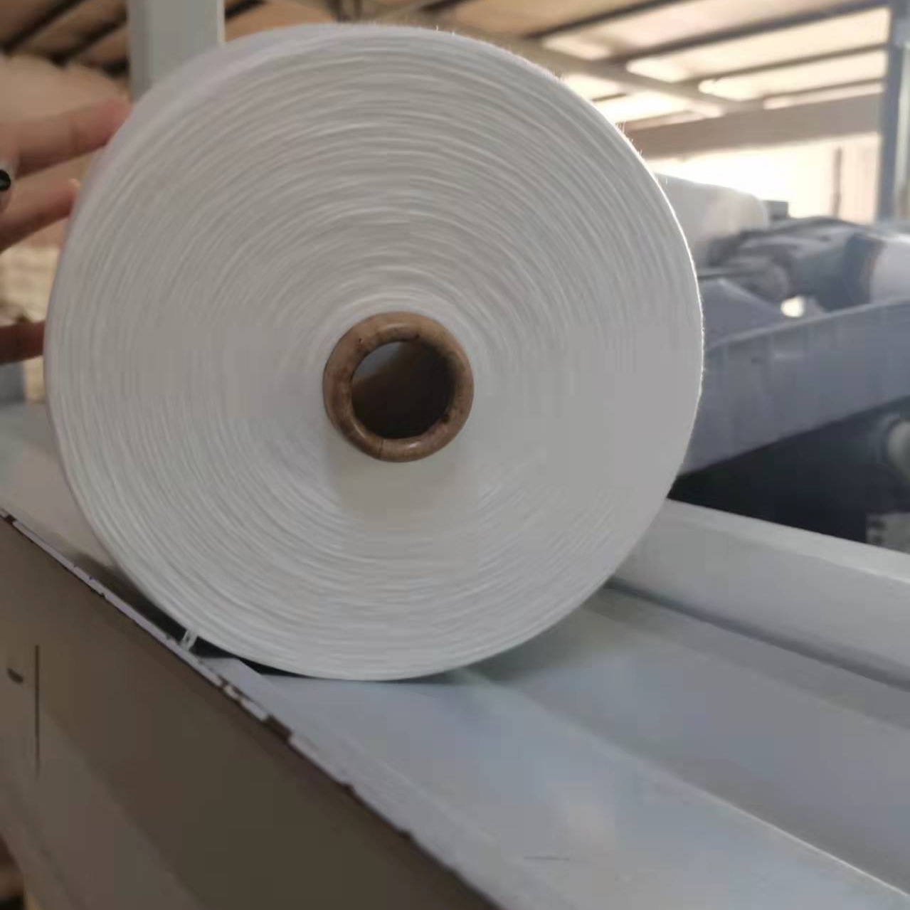 厂家供应涡流纺大化涤纶纱针织机织用纱