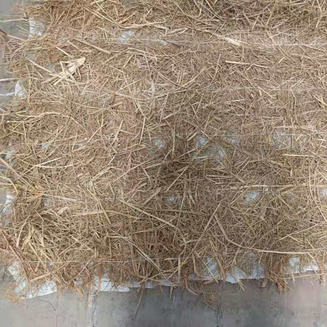 加筋椰丝毯 护坡绿化植物纤维毯废弃矿山植被的快速恢复 矿山修复环保草毯