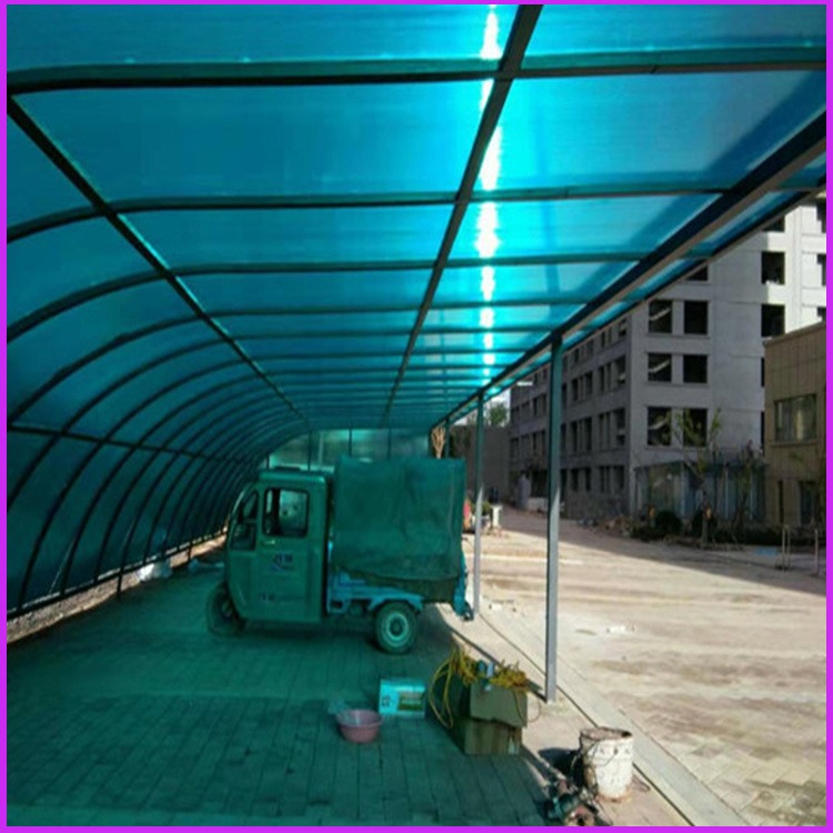 安平县蓝色车棚阳光板 8mm中空阳光板 双层单腔PC阳光板厂家定制