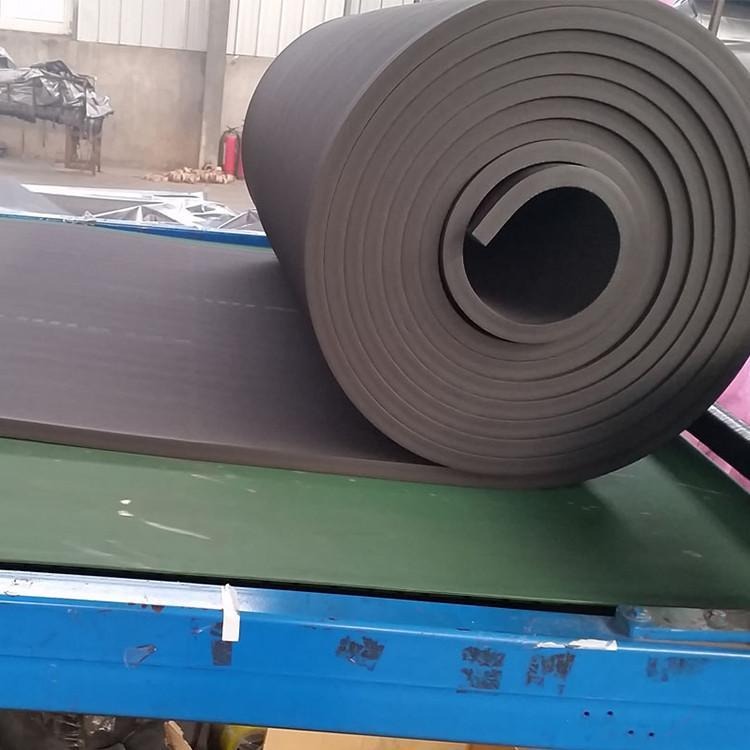 橡塑保温板 橡塑保温管 B1级橡塑板 B1级橡塑板管 B2级橡塑板  现货供应 中维图片