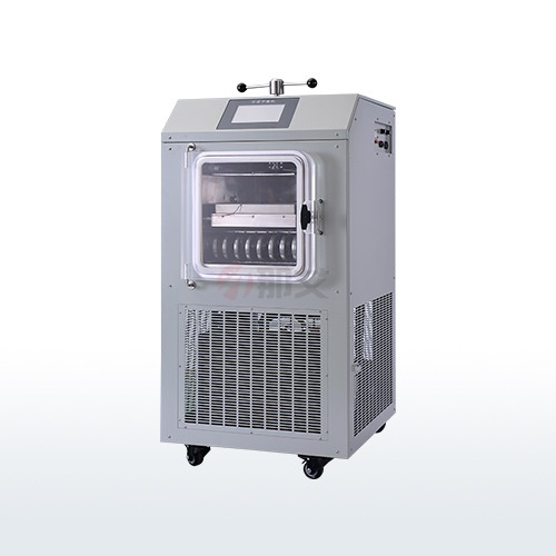 小型冷冻式干燥机,采用国际品牌思科普压缩机制冷，可预设冷阱温度，低于预设温度时才启动真空泵图片