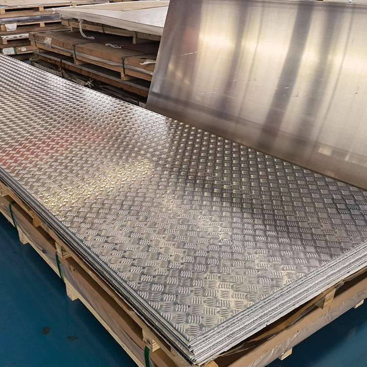供应6系铝板定制加工 耐腐蚀花纹铝板 环海厂家