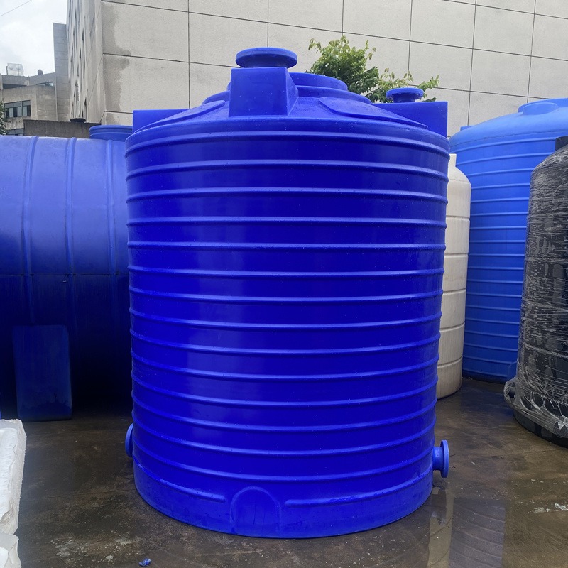 5吨废水储罐滚塑工艺 5000L塑料桶pe罐 防冻液水箱外加剂储存罐防腐蚀
