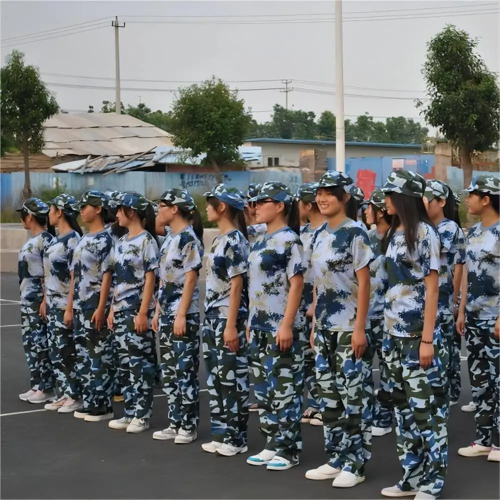 贵 阳高中军训服装服装厂销售六 盘 水战地绿色混纺长袖套装