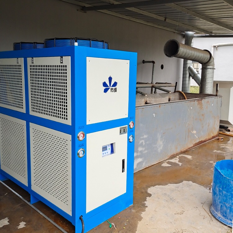 供应 25HP工业冷水机 吹瓶机专用冷水机 冷水机行家 佑维YW-A25D图片