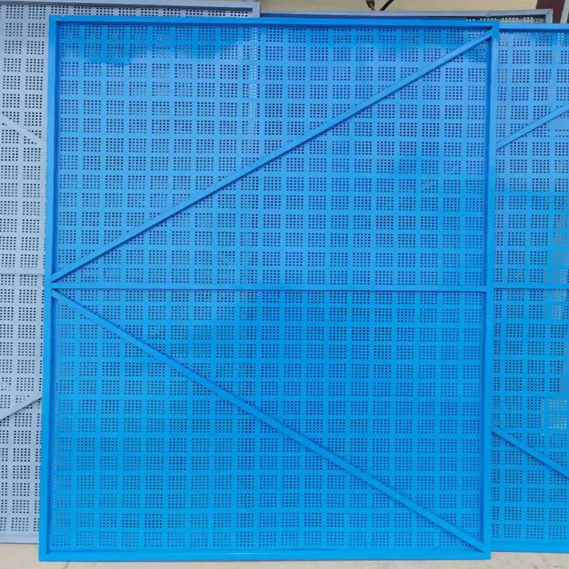 10kg爬架钢网片 沈阳中建蓝冲孔板防护网 亚奇爬架网片免费发样图片