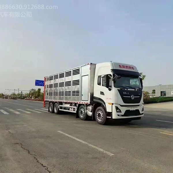 东风天龙铝合金运猪车    养殖场猪苗运输车    恒温运猪车