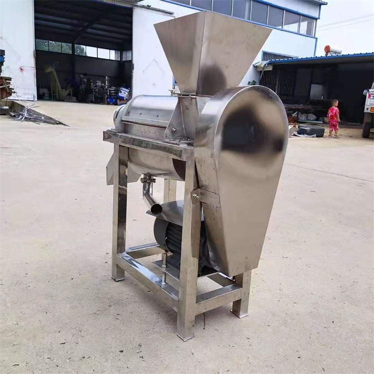莱阳梨子榨汁机 梨膏工厂使用大型榨汁机 裕邦出售1吨工业榨汁机