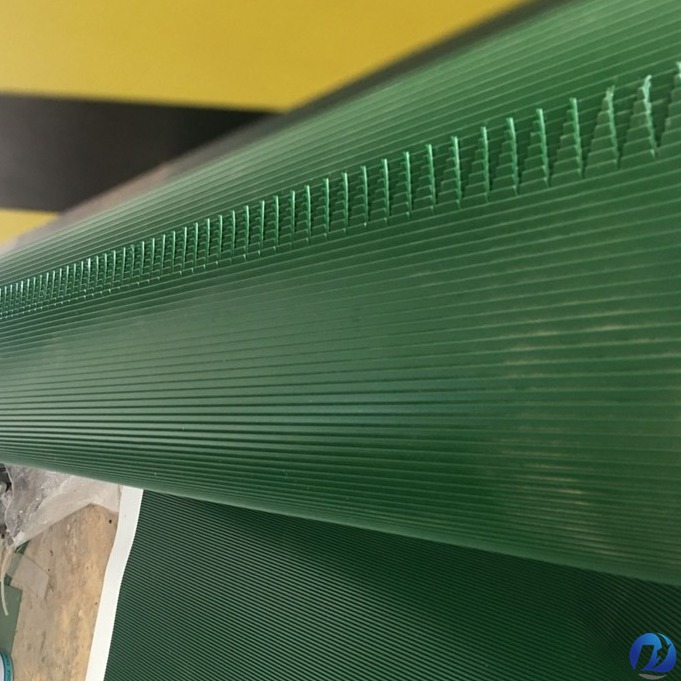 洛汐传动 绿色pvc搓衣板花纹输送带厚5毫米