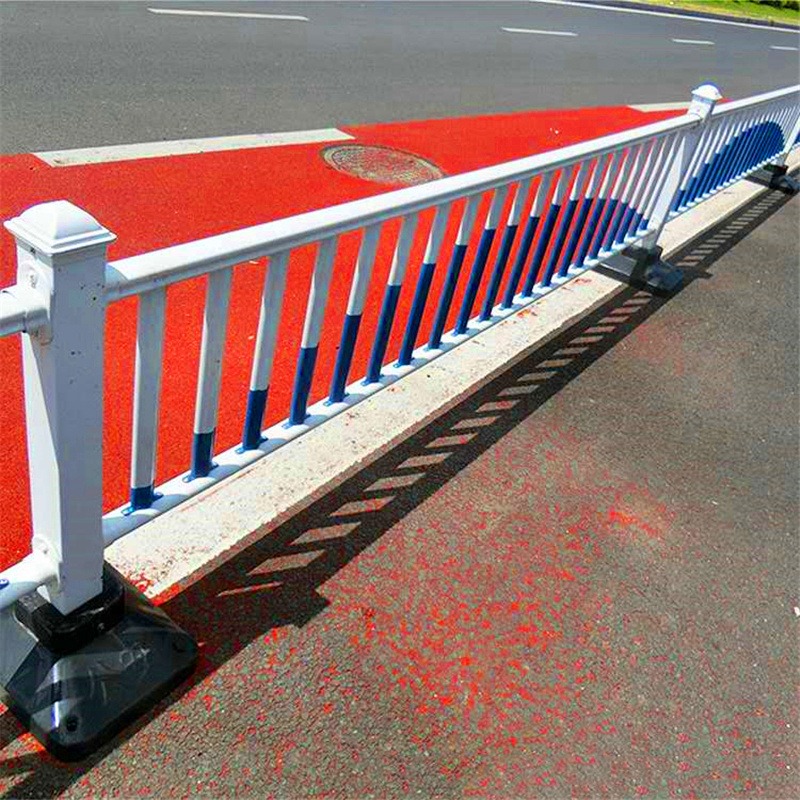 pvc市政道路护栏电瓶车停车场市政道路隔离护栏城市道路防护护栏峰尚安