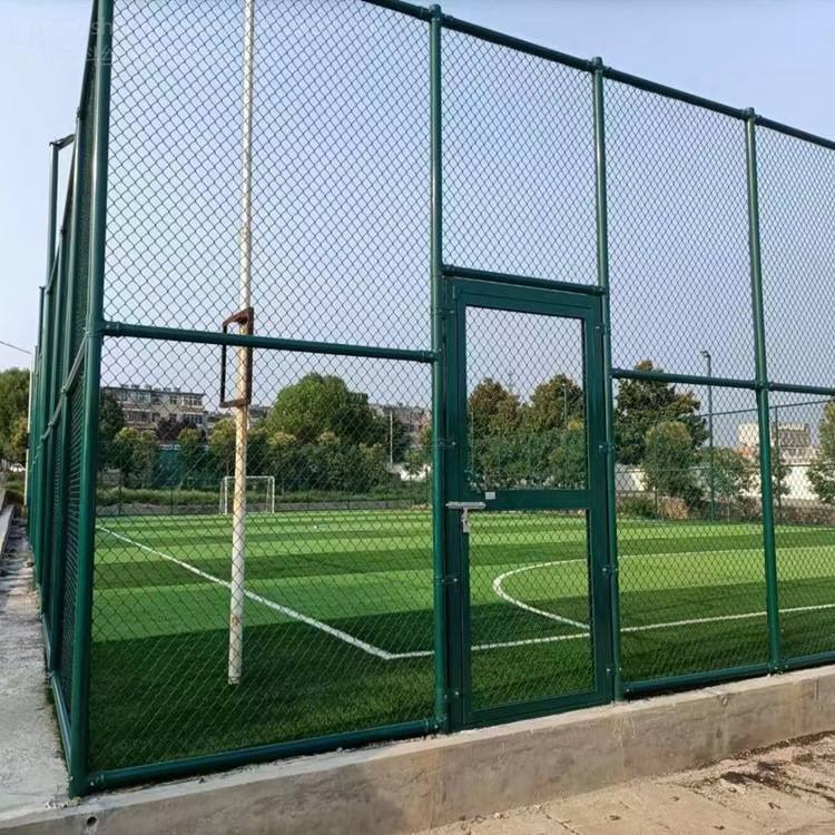 夏博生产铁丝网围栏排球 图纸 标准学校足球防护网 球场铁丝网安装图片