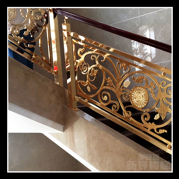铜别墅旋转圆楼梯 家用扶手古典新曼欧式围栏楼梯栏杆图片