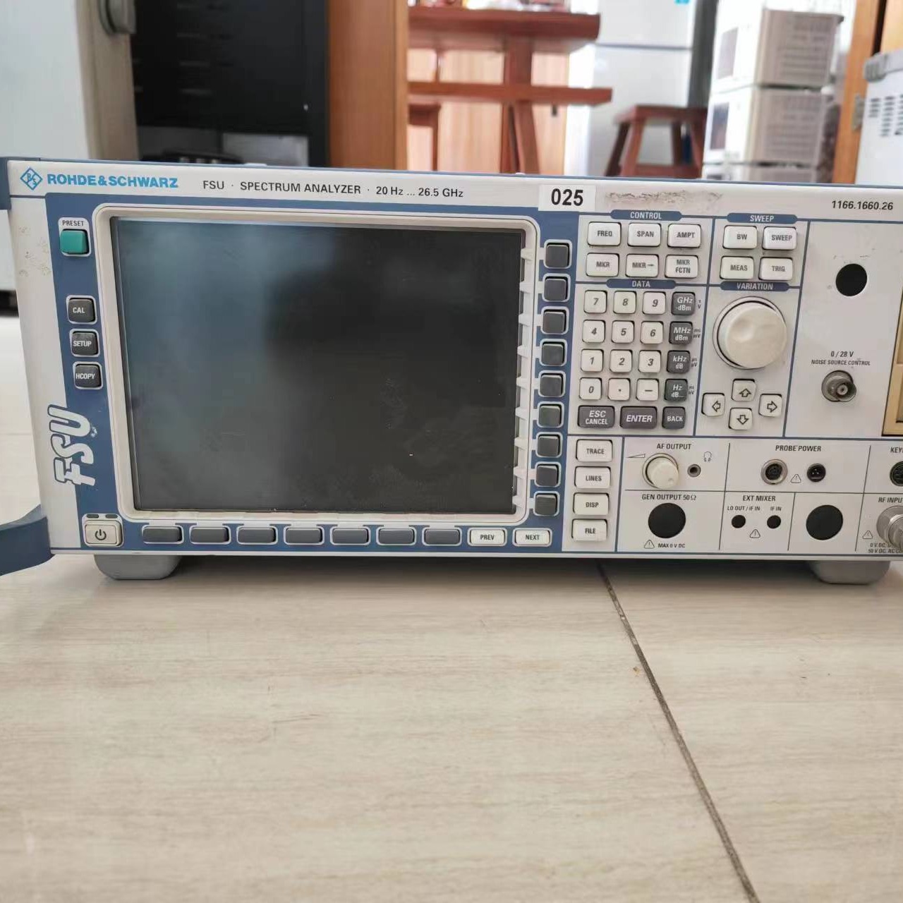 二手现货罗德与施瓦茨 FSU26 20Hz-26.5GHz 频谱分析仪