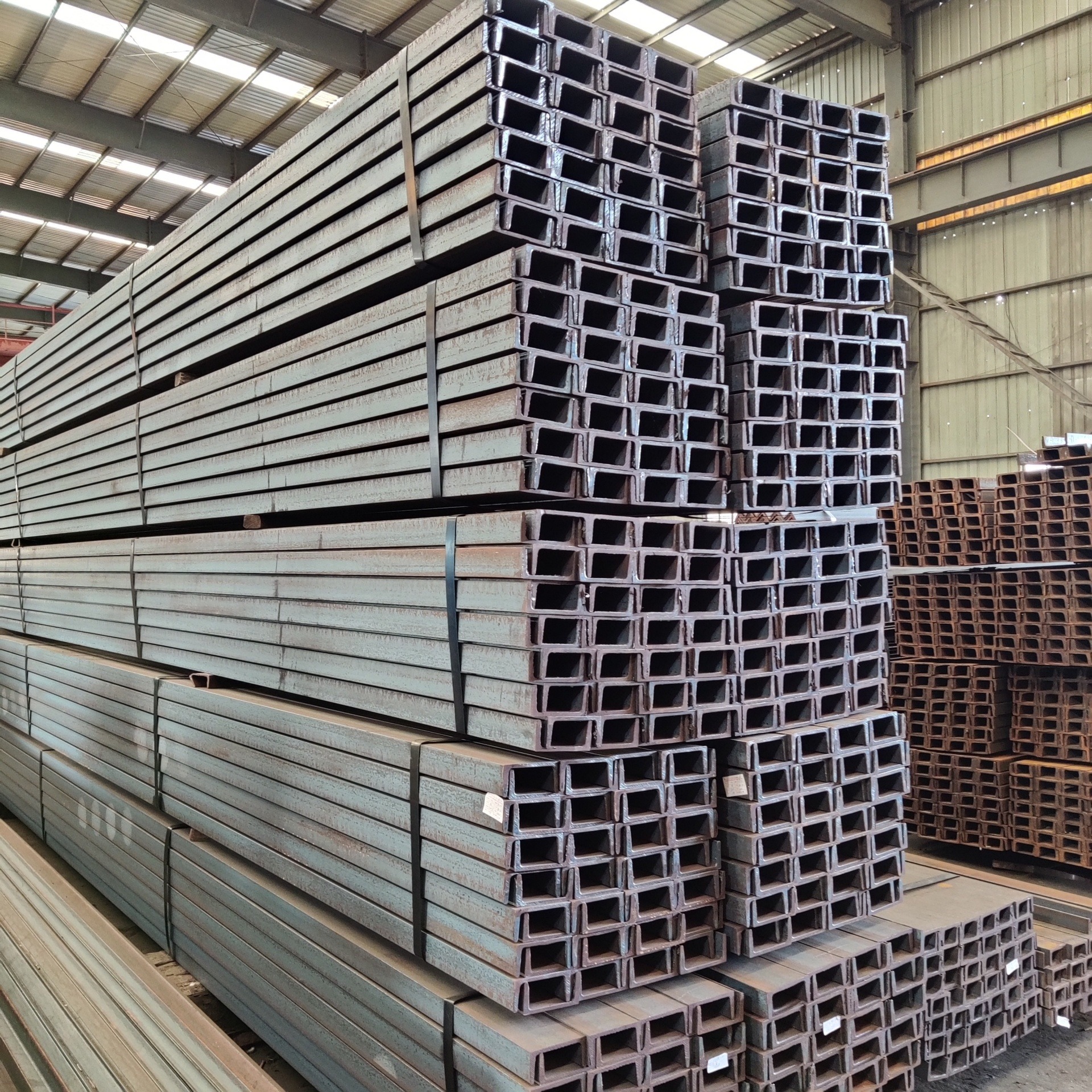 槽上海钢 幕墙工程 镀锌槽钢 热轧国标槽钢 锐钢钢材