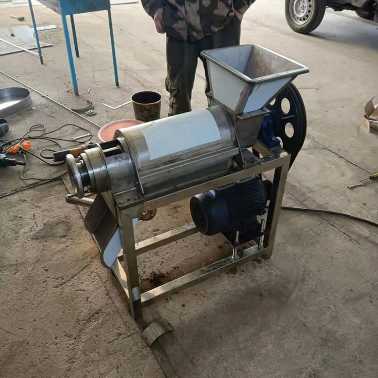 山东锦盛厂家直销螺旋榨汁机 小型500kg不锈钢水果榨汁机图片