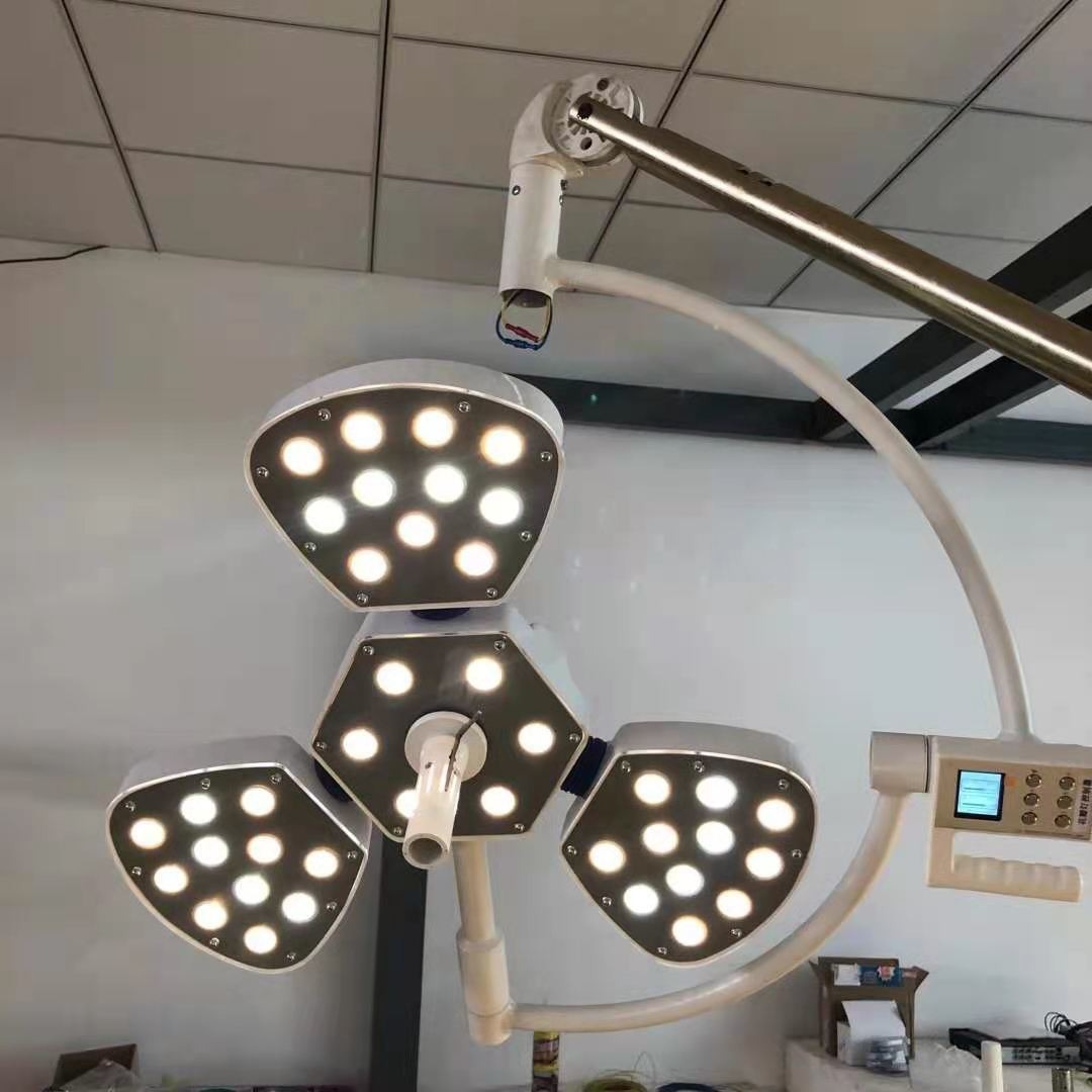 吊式立式手术室LED无影灯led手术灯花瓣无影灯手术灯3瓣图片
