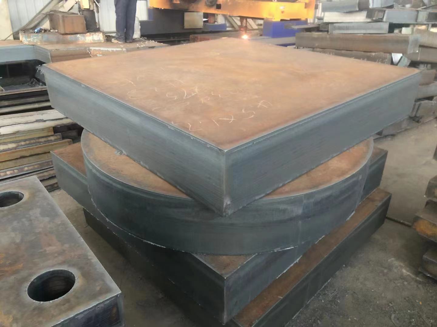 特厚特宽钢板切割钢板切割件钢板切割配送250厚碳板切割配送