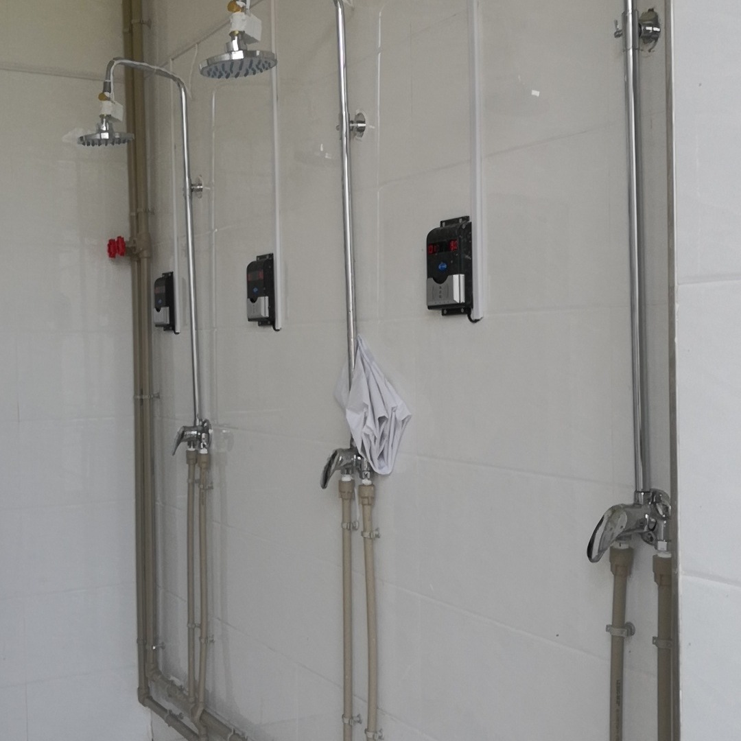 澡堂刷卡水控器IC卡淋浴水控系统IC卡淋浴水控机