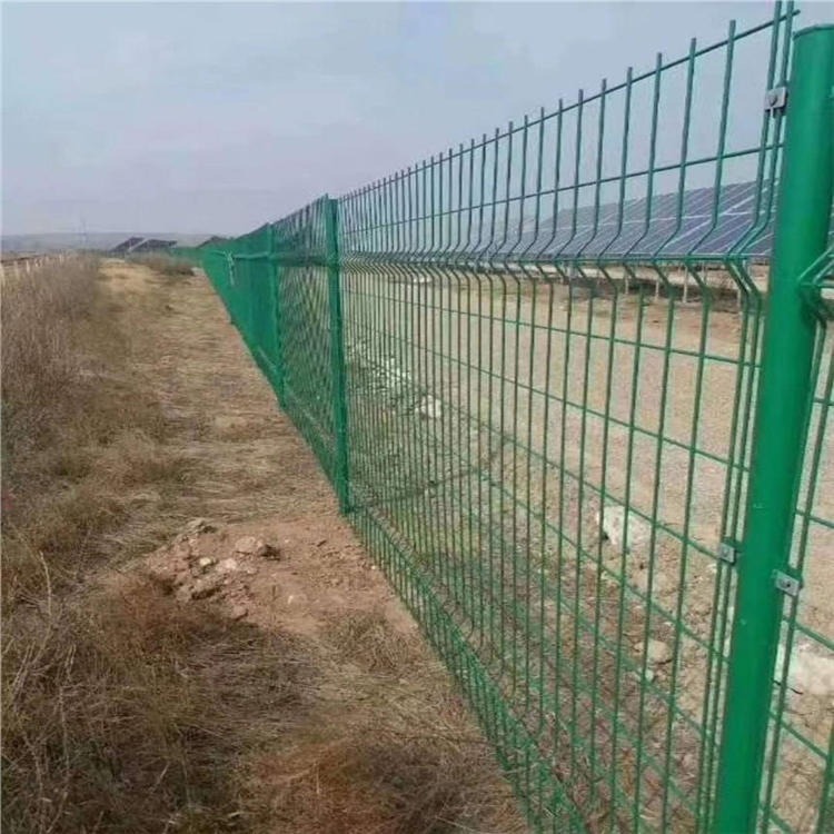1.5米道路绿化护栏网-白色绿化围网价格-绿色绿化护栏厂家