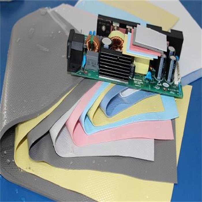深圳导热硅胶片厂家 软性CPU导热硅胶片 厚度可定制大小散热硅胶图片