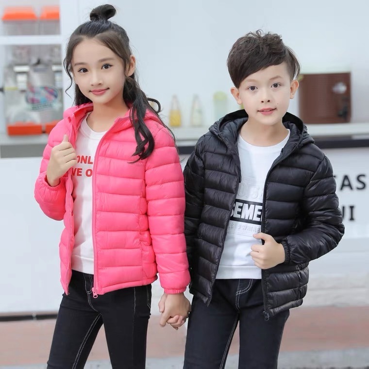 北京地摊棉服批发市场便宜的童装棉衣 秋冬时尚整手轻薄羽绒服图片