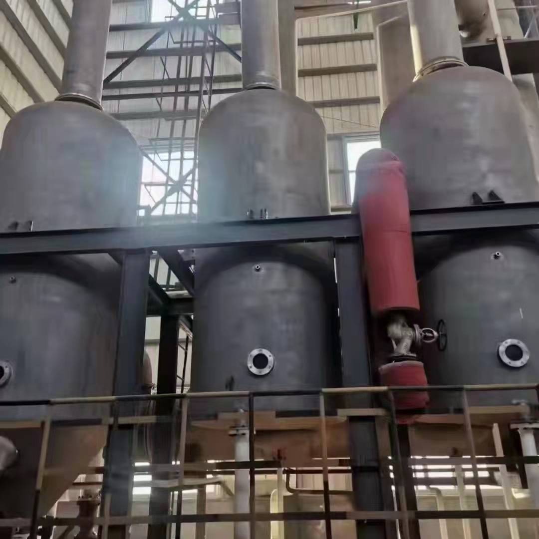 纯钛高配，三效10吨蒸发器，  各种型号二手MVR蒸发器    二手强制循环蒸发器  二手浆膜蒸发器 三效浓缩蒸发器图片