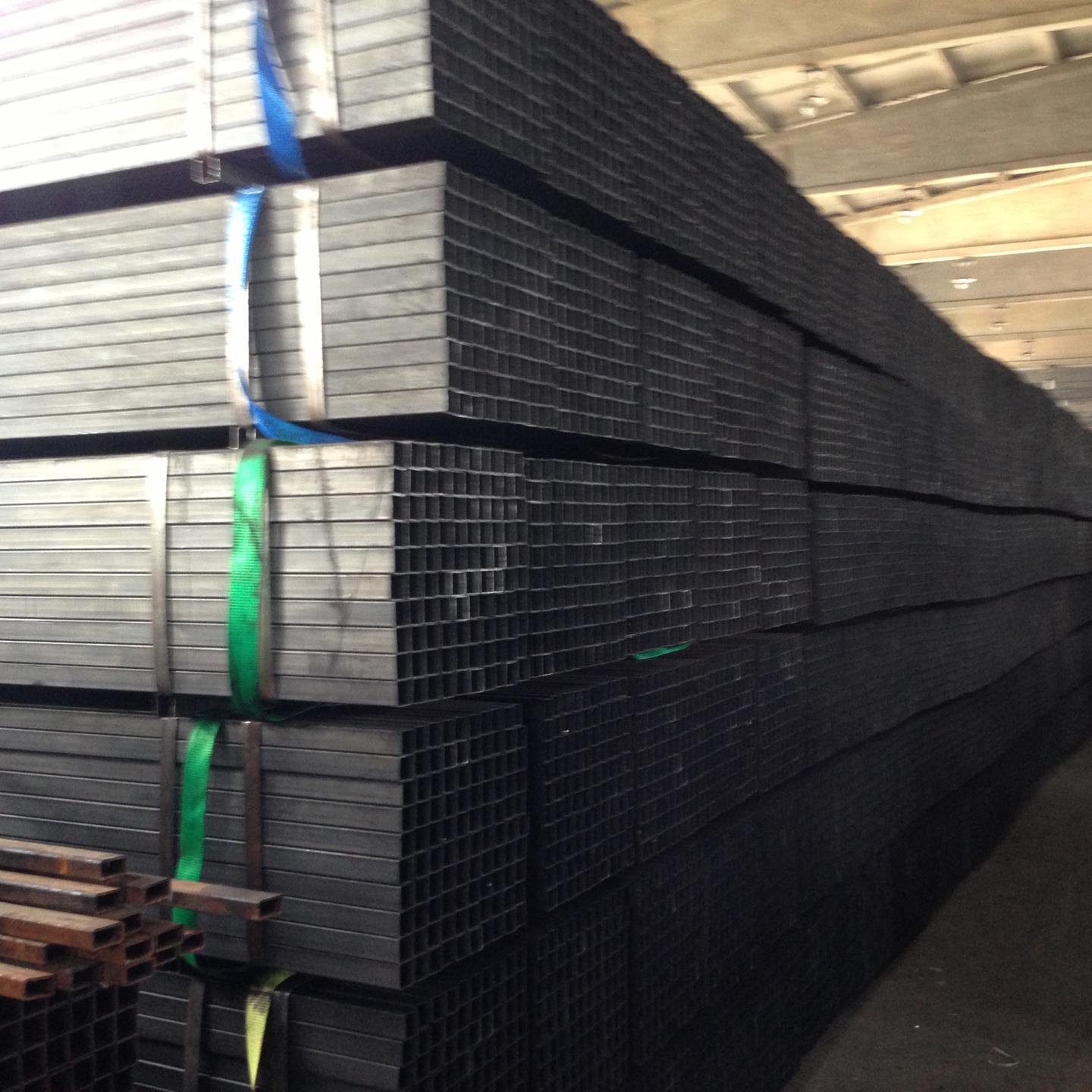 天津腾越钢铁有限公司主营销售 黑方管 焊接方管 涂油方管 3030 Q235材质  可根据产品标准及客户需求定做