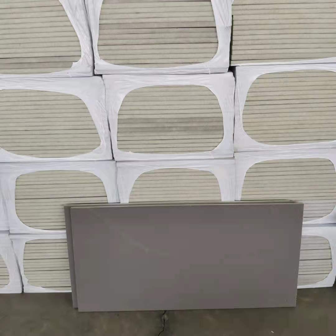 文昌大量供应聚氨酯板 砂浆纸聚氨酯复合板 屋顶隔热聚氨酯板材