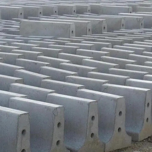 混凝土隔离带钢模具批发 警示墩钢模具预制方法 隔离墩铁模具 巨盛工厂直发