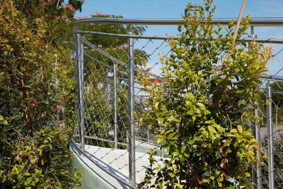 创辉绳网鸟园黑色不锈钢绳网绿植攀爬不锈钢绳网安装