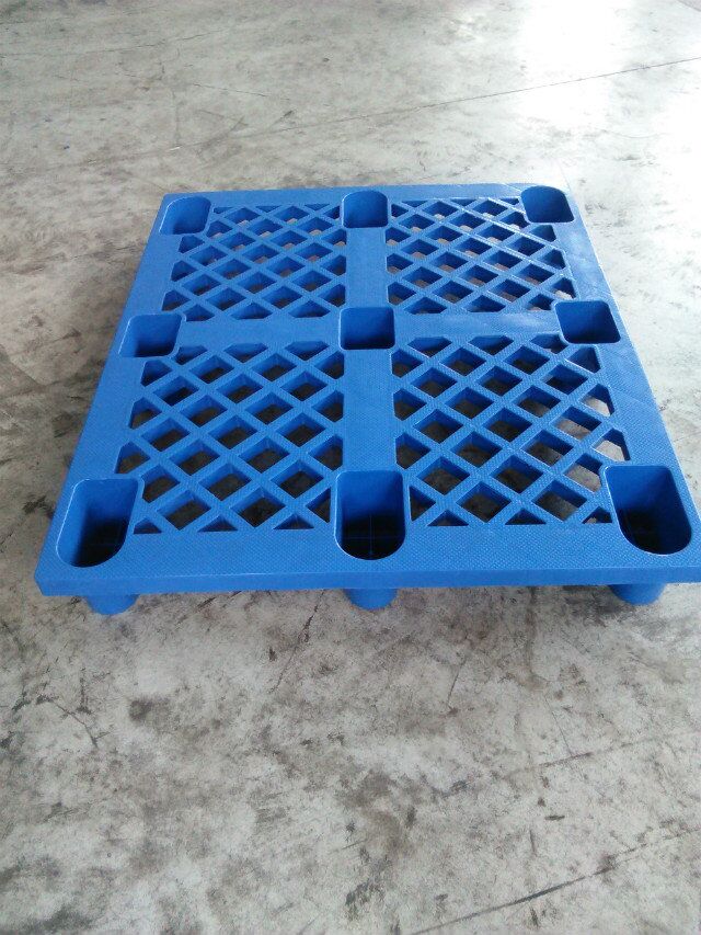 通化防潮垫板四面进叉卡板的正确使用方法