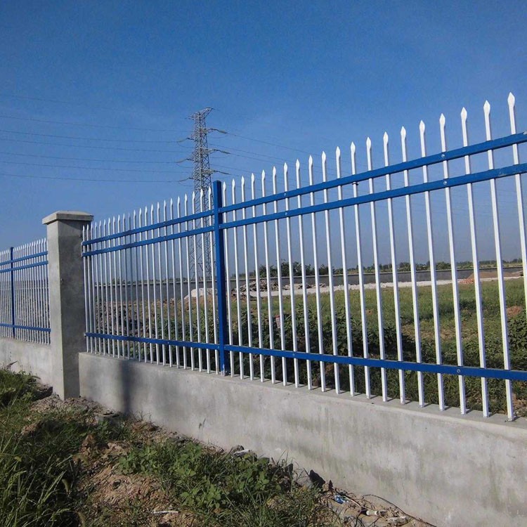 港天制造 围墙栅栏    铁栏杆围墙   砖垛中间的护栏    大量现货，当天发售