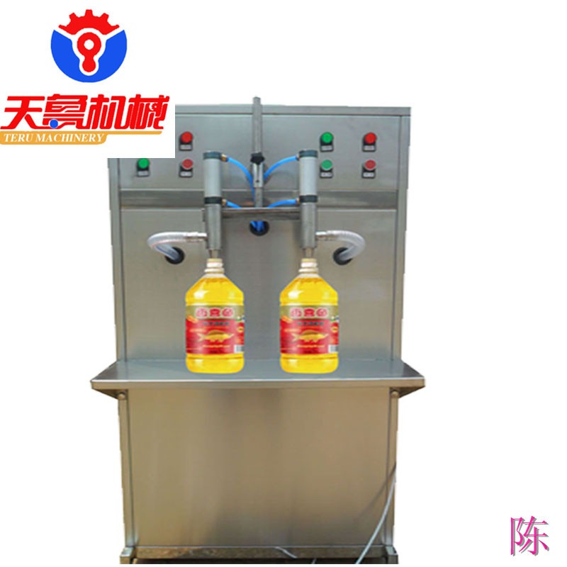 天鲁 TLCG-2 大桶酱油醋灌装机 称重灌装机 大桶液体灌装 速度可调图片
