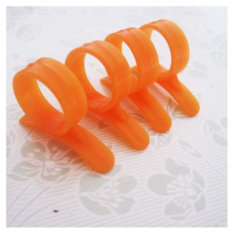 厂家创意小礼品蜗牛指环剥橙器 开柚器 橘桔石榴柚子手指剥皮器
