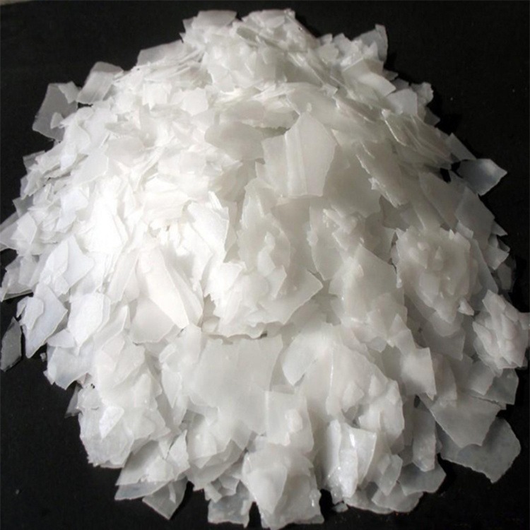 片碱 瑞思环保片碱具有强碱性和吸湿性防腐污渍处理腐蚀性极强可作酸中和剂沉淀剂厂家供应