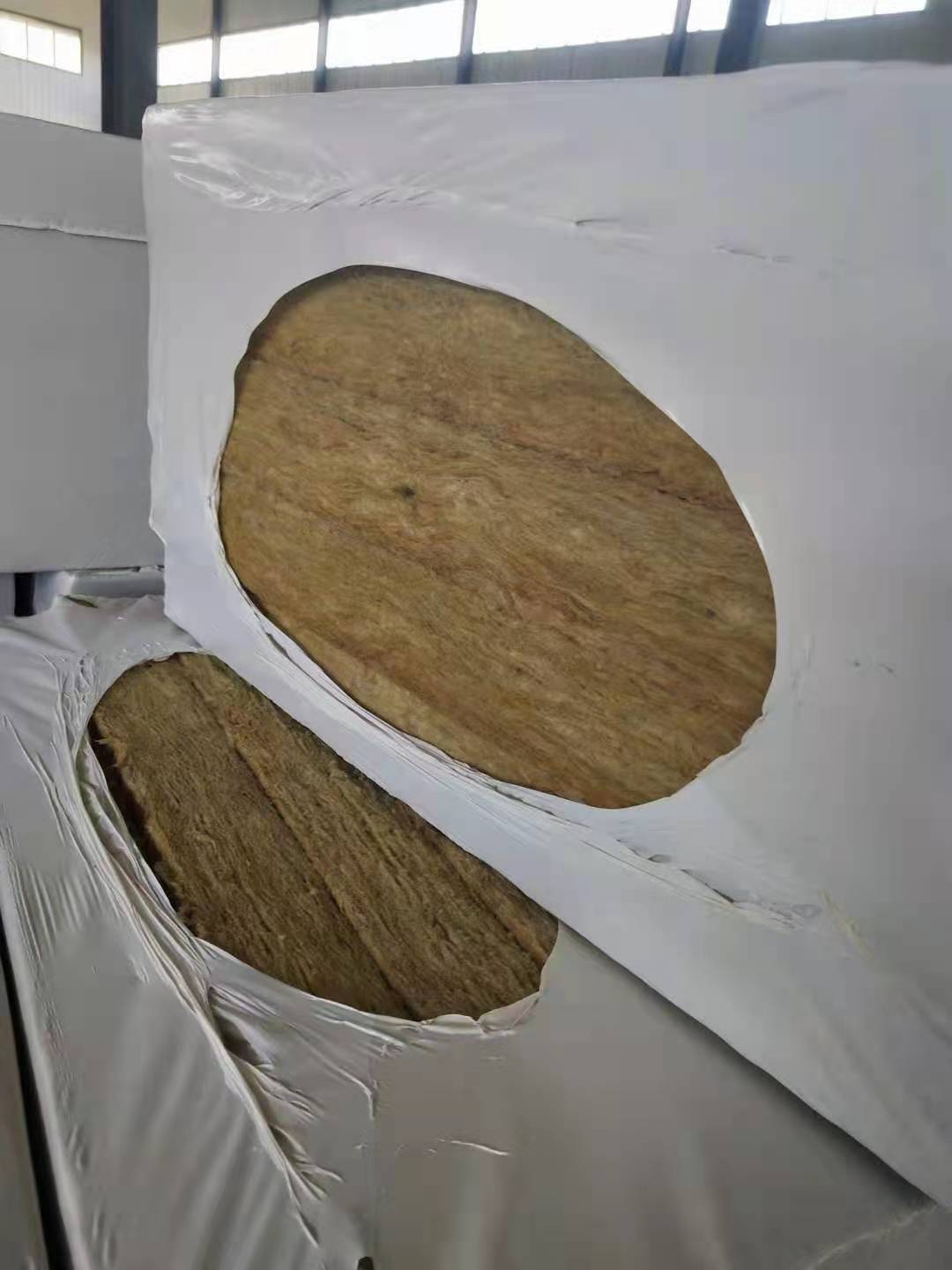 新型岩棉板 隔潮岩棉复合板 新正 保温岩棉复合板 送货上门