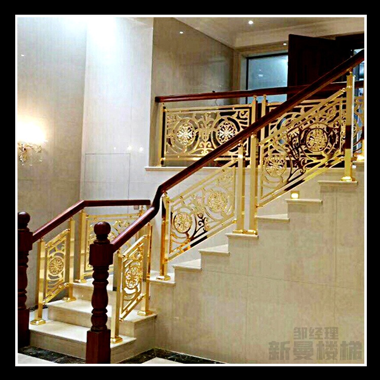 铜镀金楼梯扶手 金色玻璃楼梯护栏室内楼梯透明玻璃护栏图片