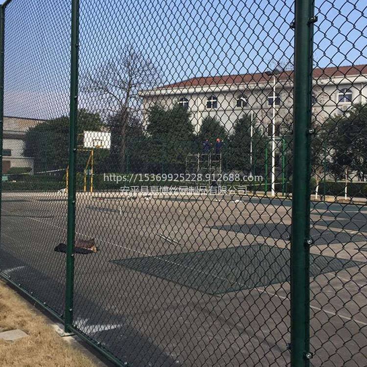 角欧乐训练场围墙护栏  训练场围墙钢丝网	  训练场铁围网	 学校篮球场金属网	4米3米双梁