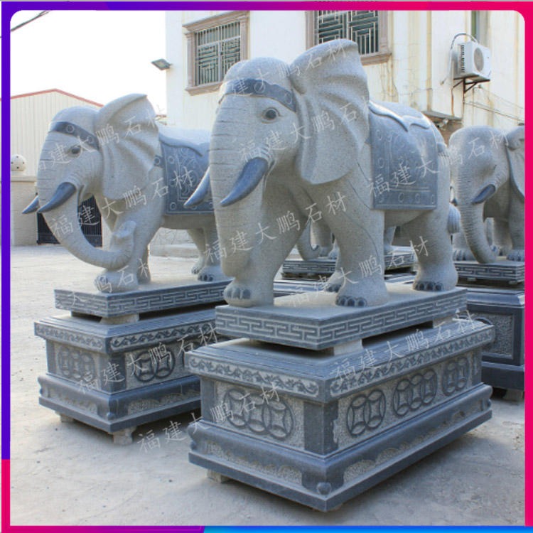 福建石雕大象摆放 风水吉祥动物 公园景观石象图片