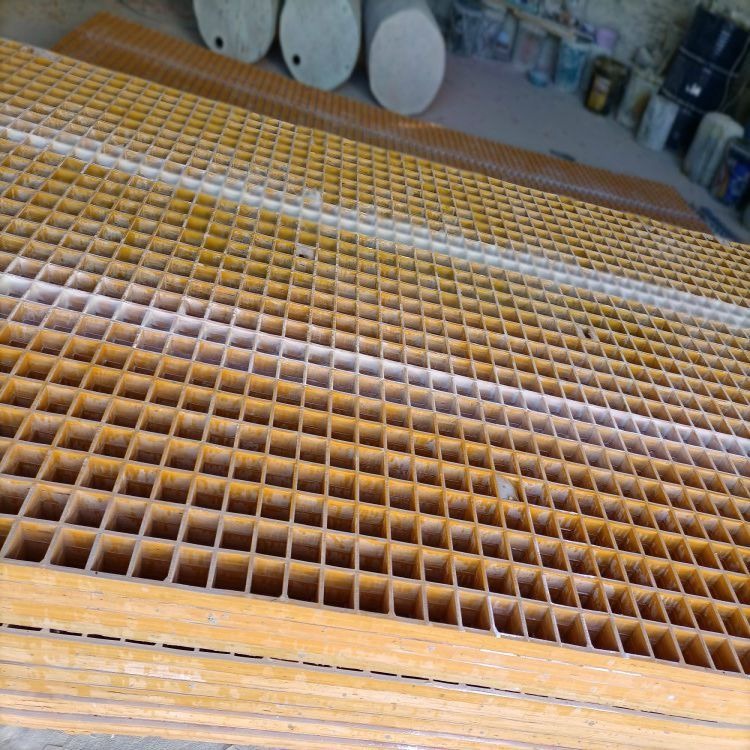 ​玻璃钢猪舍养殖场网格栅板 泽润 销售树脂网格栅板