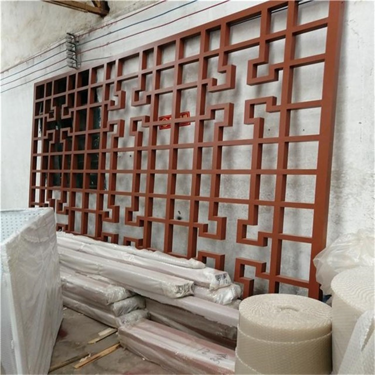 定制中式造型铝花格 室内隔断铝屏风厂家
