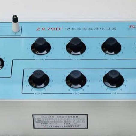 F兆欧表标准电阻箱 型号:MO02-ZX79D库号：M405701  中西