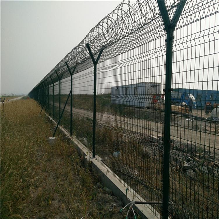 武汉机场钢筋网围界 铝包钢机场隔离网 Y型安全防御网