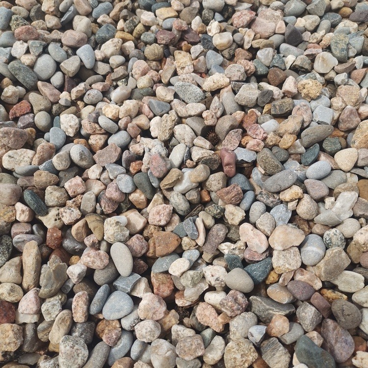 景区铺路用3-5公分鹅卵石 鹅卵石滤料净化水质 石笼填充河卵石