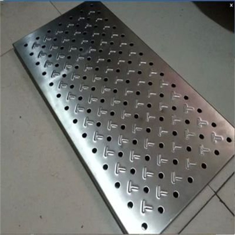 化工厂防腐热镀锌钢格板 齿形防滑踏步板 规格可定制 镀锌格栅板