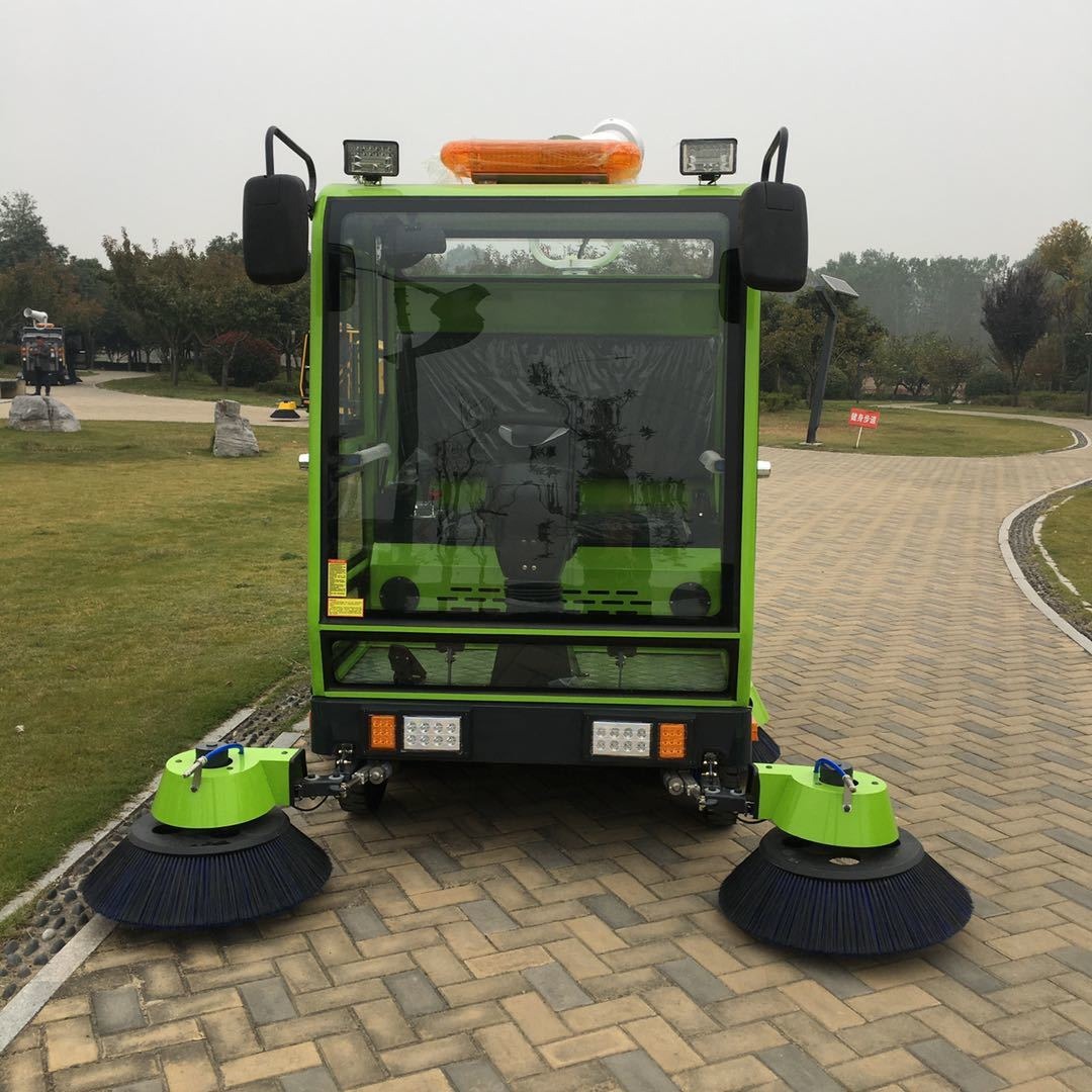 小型扫路车 社区道路清扫车 驾驶式电动三轮扫地机 续航久智能操作